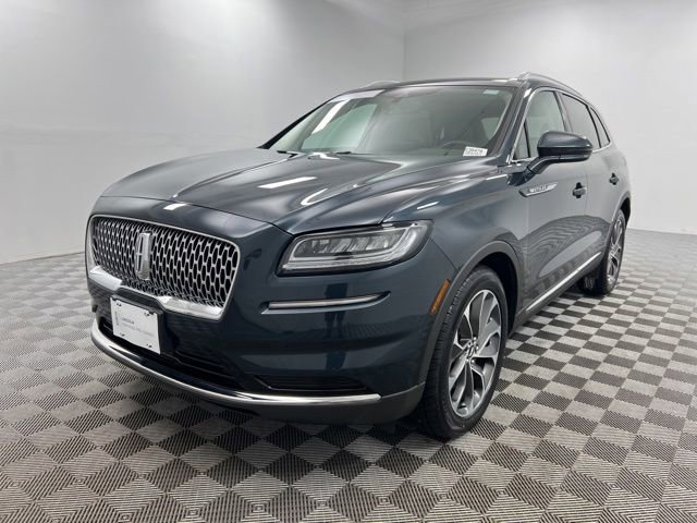 Certified 2023 Lincoln Nautilus Reserve AWD/4WD image 2