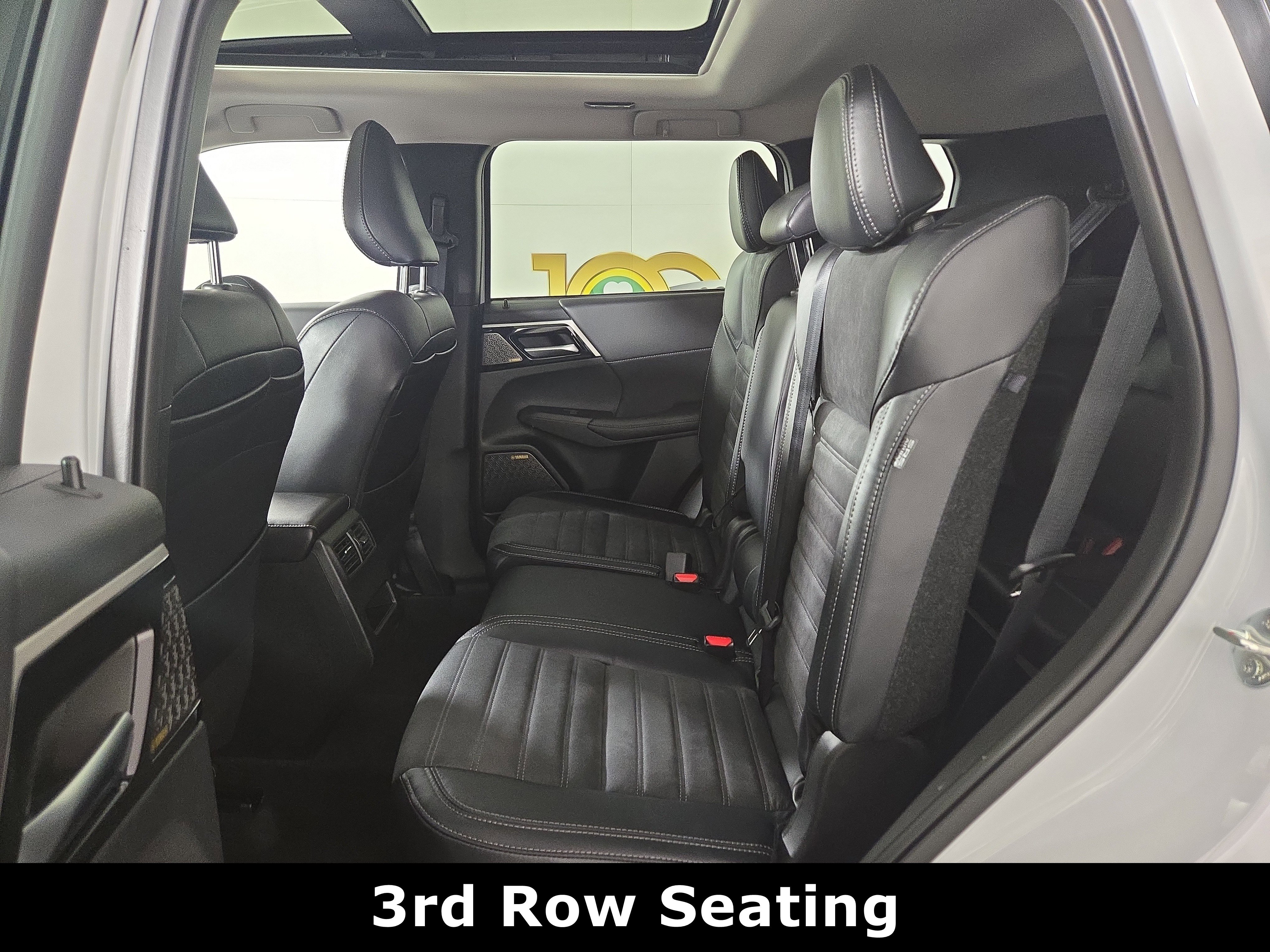 New 2026 Mitsubishi Outlander SE image 11