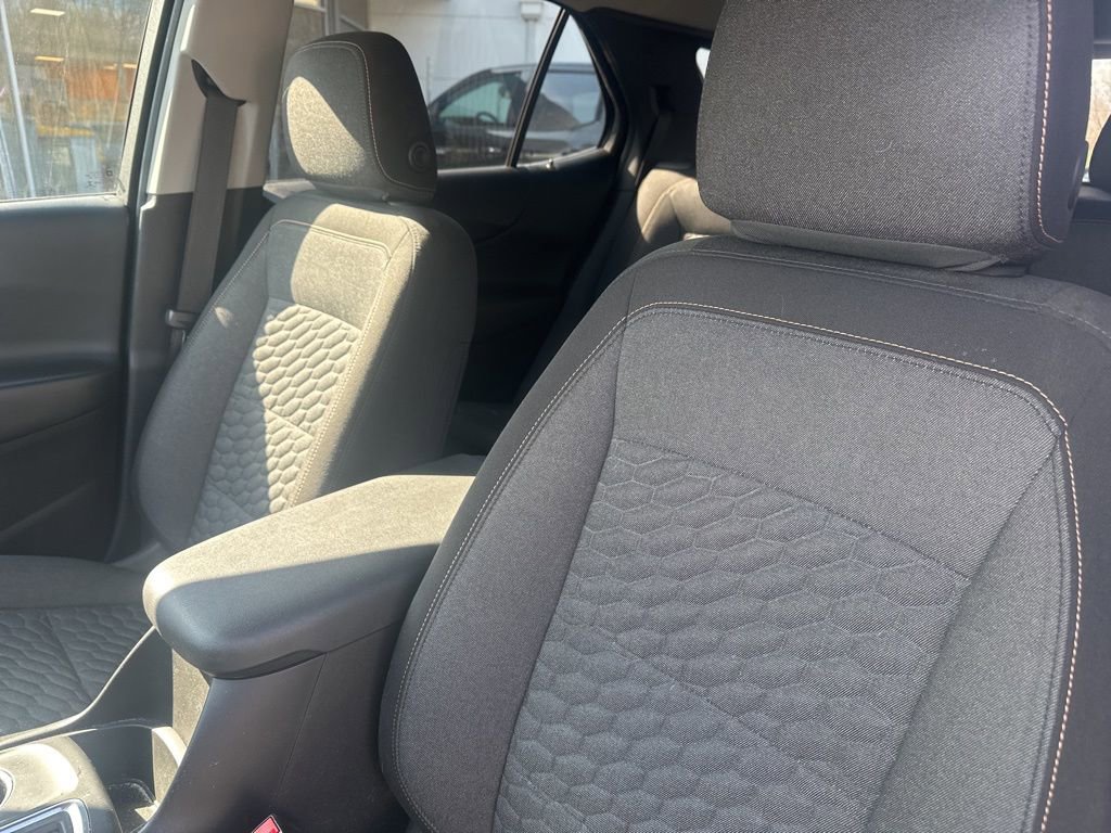 Used 2018 Chevrolet Equinox LT image 11