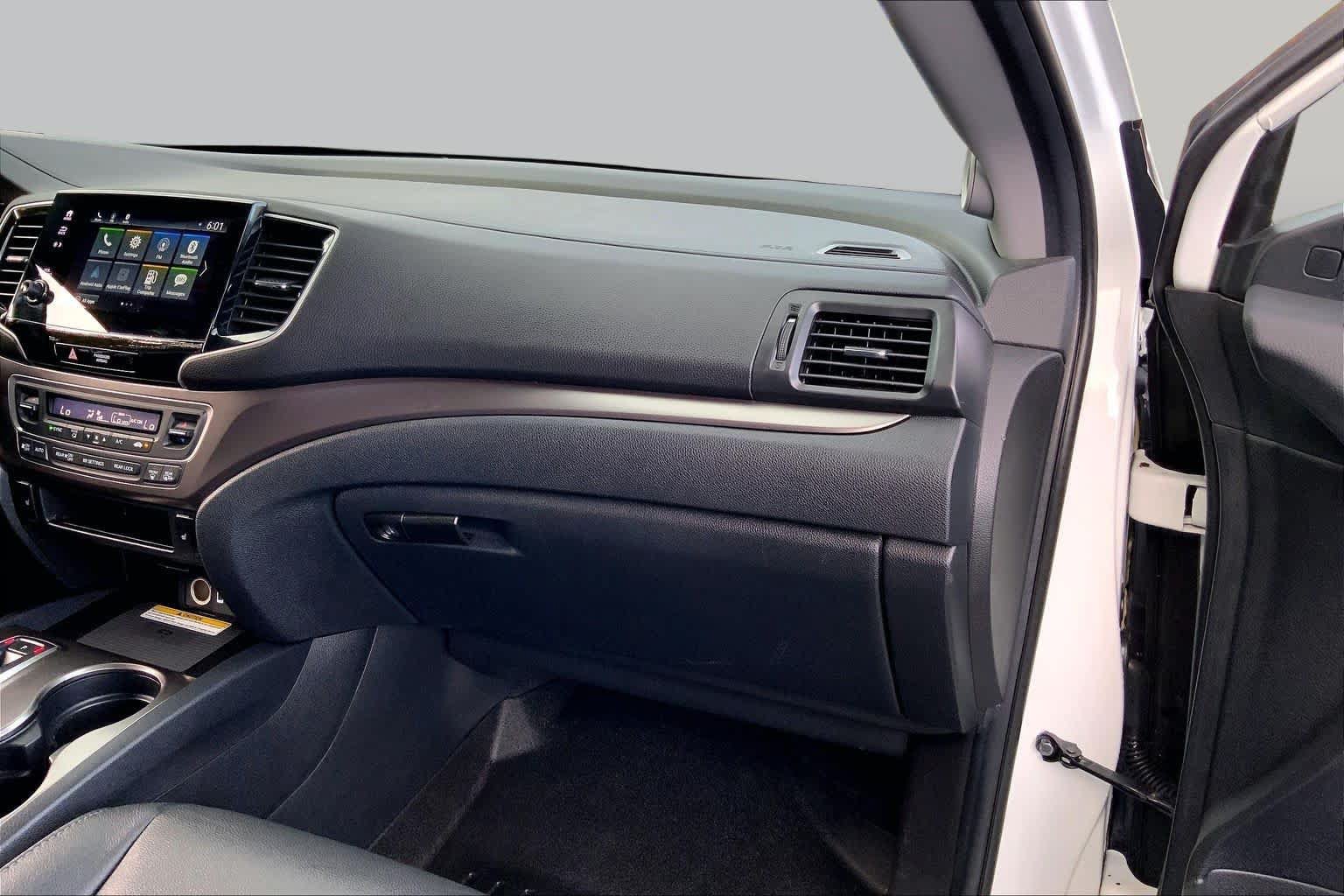 Certified 2021 Honda Pilot Special Edition image 19