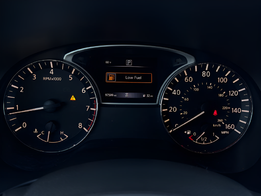 Used 2019 Nissan Pathfinder S FWD image 10