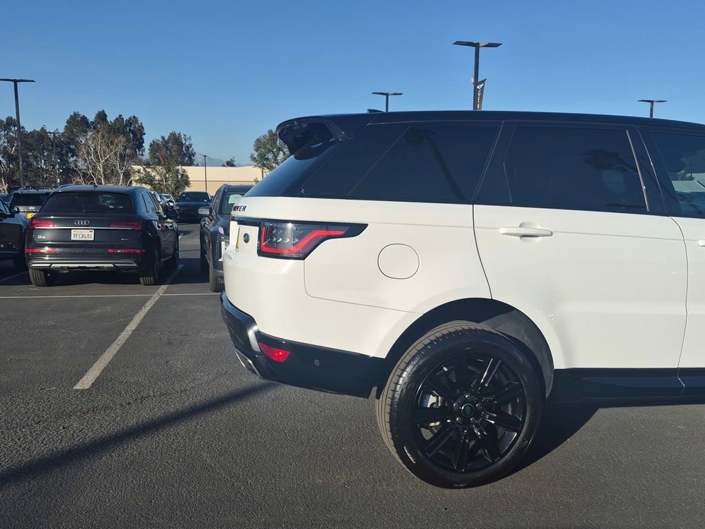 Used 2022 Land Rover Range Rover Sport HSE Silver Edition image 11