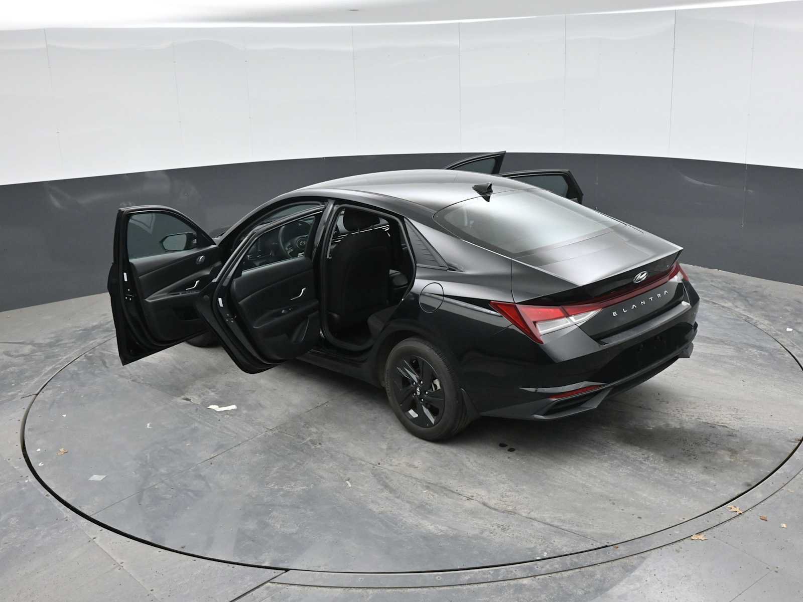 Used 2023 Hyundai Elantra SEL FWD image 50