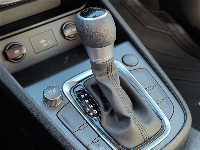 Used 2023 Hyundai Kona SEL image 15