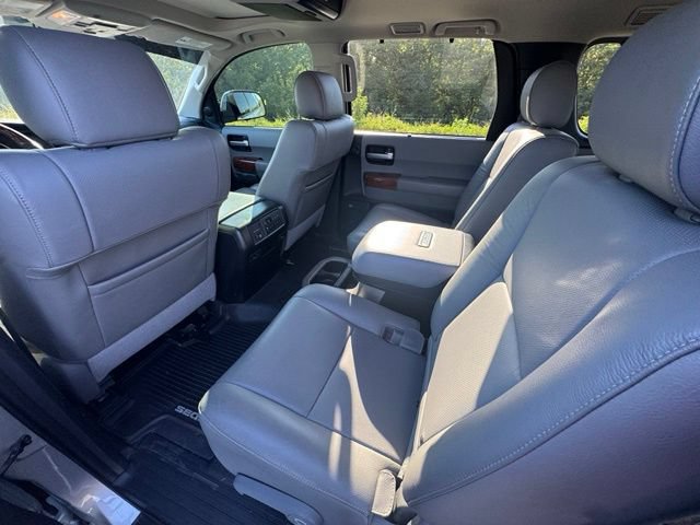 Used 2020 Toyota Sequoia Platinum AWD/4WD image 20