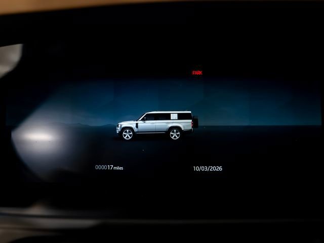 New 2026 Land Rover Defender 130 X-Dynamic SE image 17