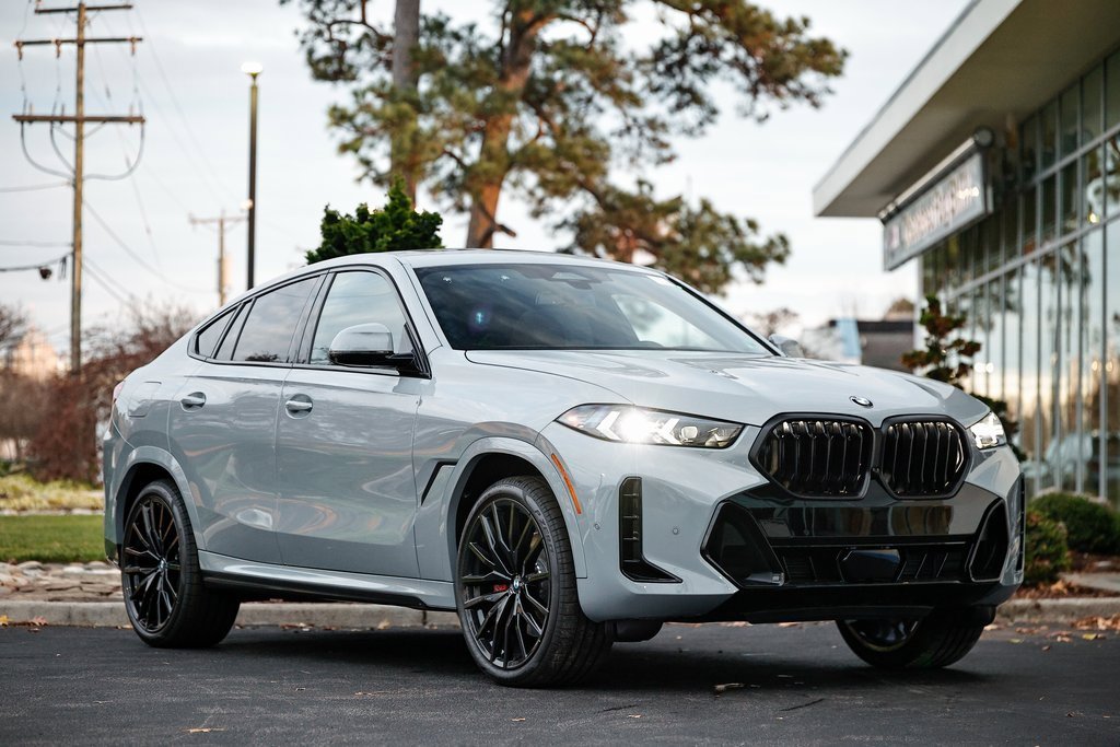 New 2026 BMW X6 xDrive40i w/ Premium Package