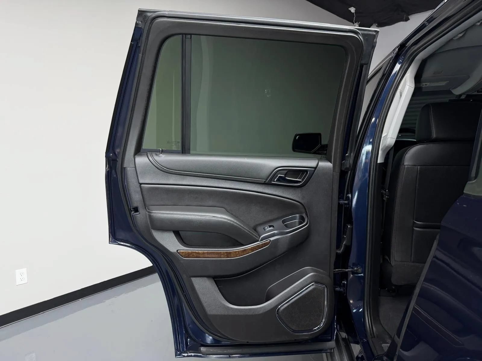 Used 2019 Chevrolet Tahoe LT AWD/4WD image 19