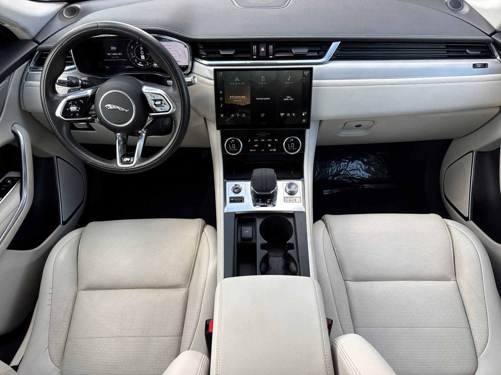Used 2021 Jaguar F-PACE R-Dynamic S AWD/4WD image 13