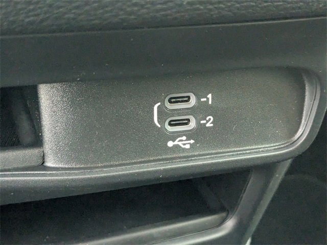 New 2026 Chrysler Pacifica Select image 21