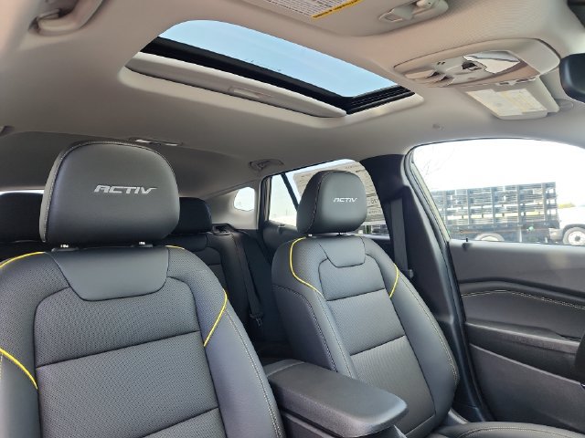 New 2026 Chevrolet Trax ACTIV w/ Sunroof Package FWD image 14