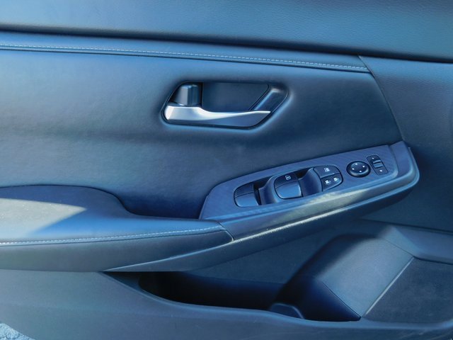 Used 2024 Nissan Sentra SV image 25