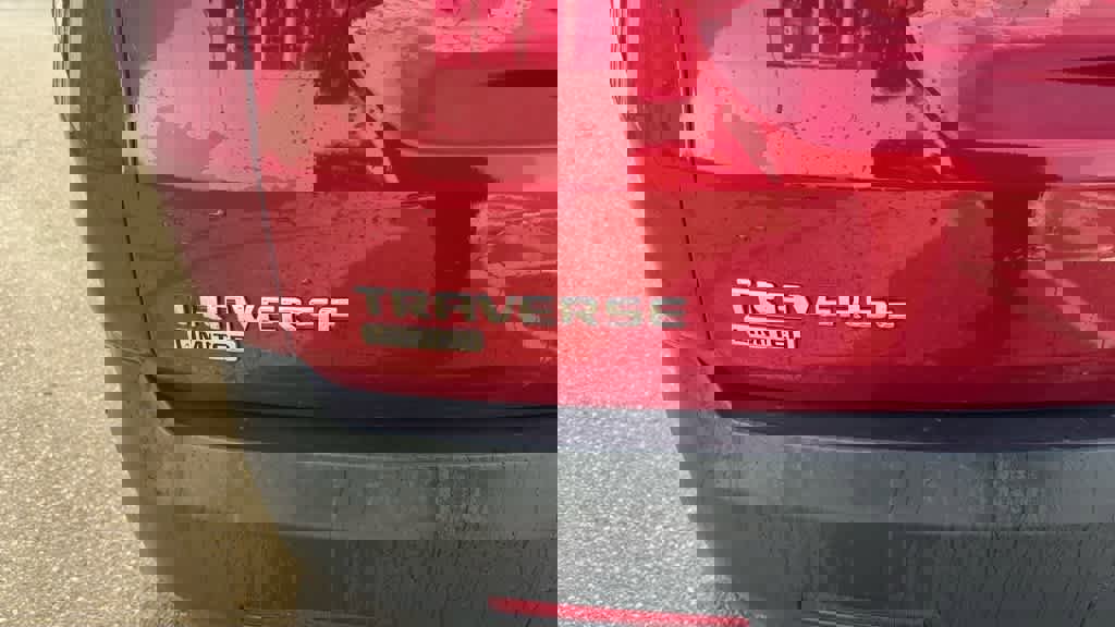 Used 2024 Chevrolet Traverse LT image 14