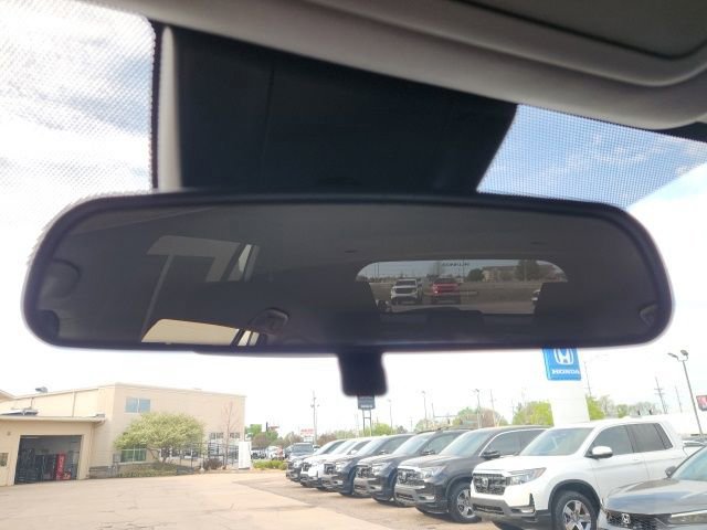 Used 2024 Toyota RAV4 LE AWD/4WD image 42