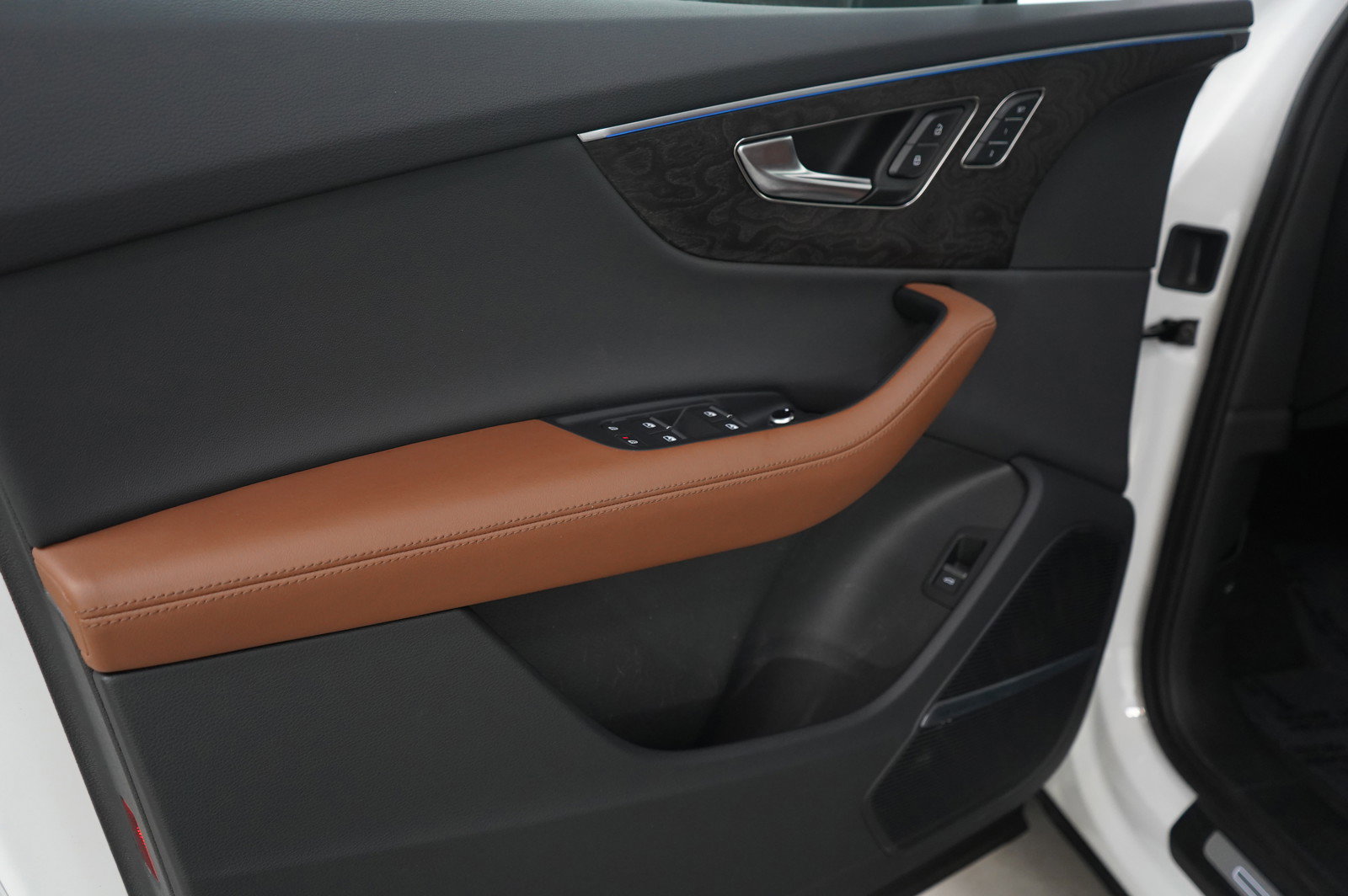 Used 2023 Audi Q7 3.0T Premium Plus image 24