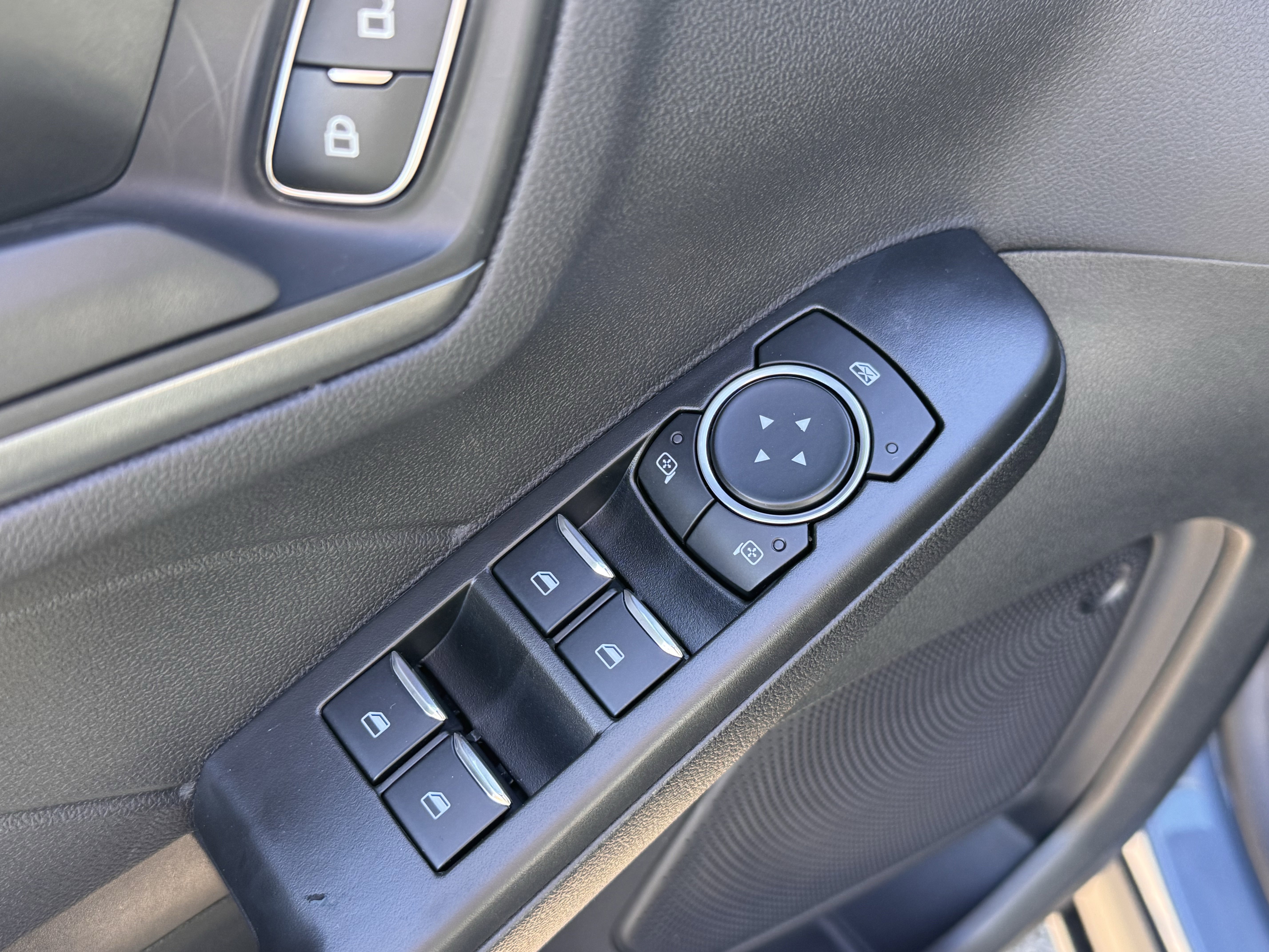 New 2026 Ford Escape Active w/ Cold Weather Package image 9