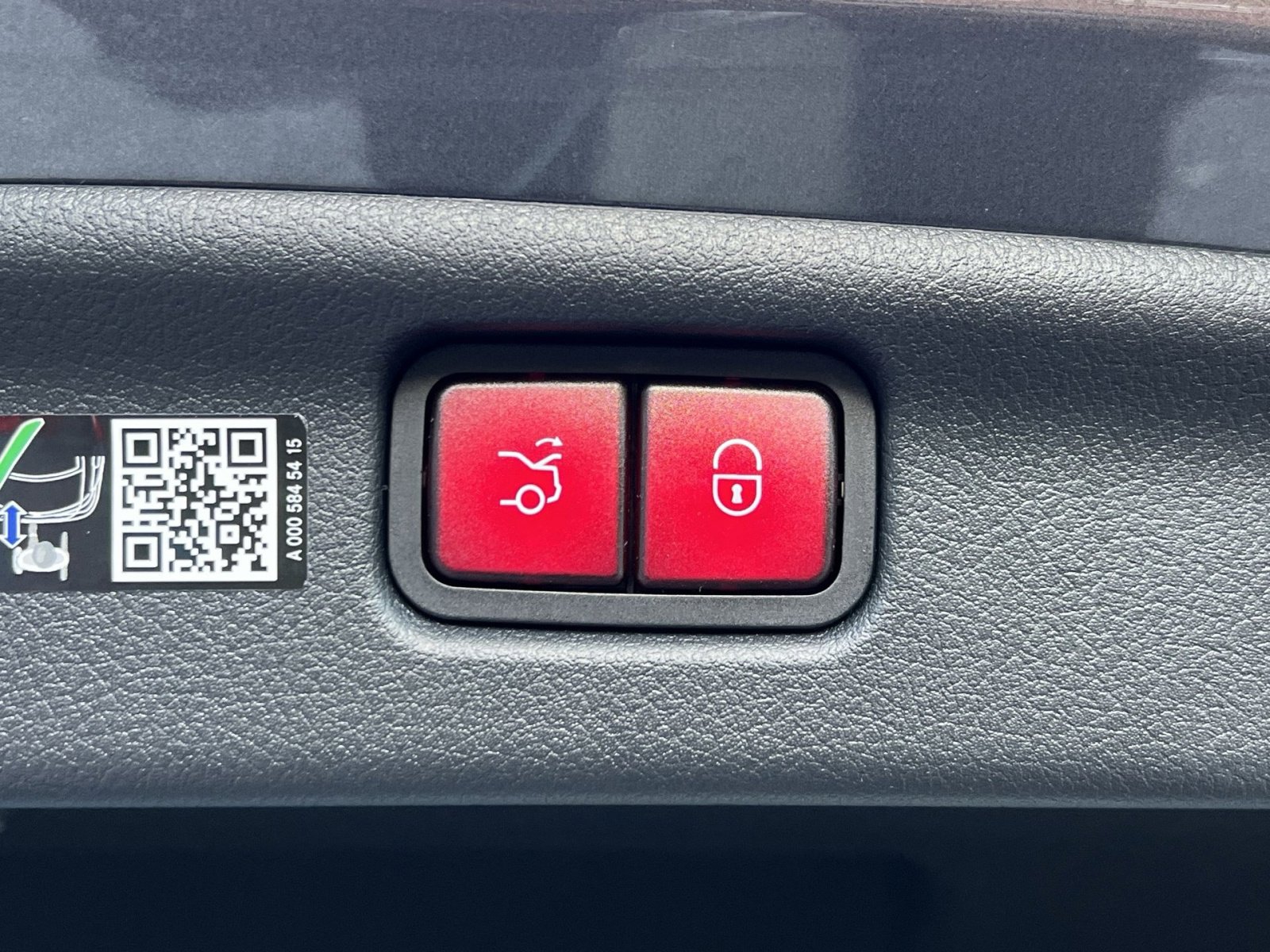 Used 2026 Mercedes-Benz C 300 C 300 image 25