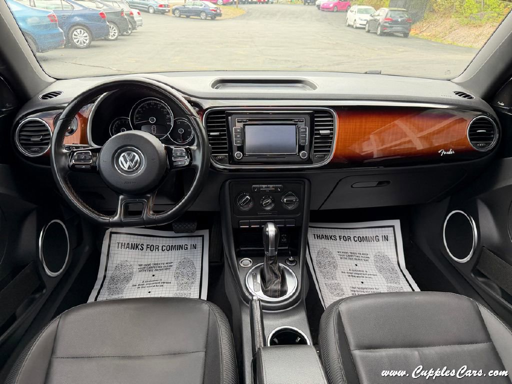 Used 2013 Volkswagen Beetle 2.5 Fender FWD image 17