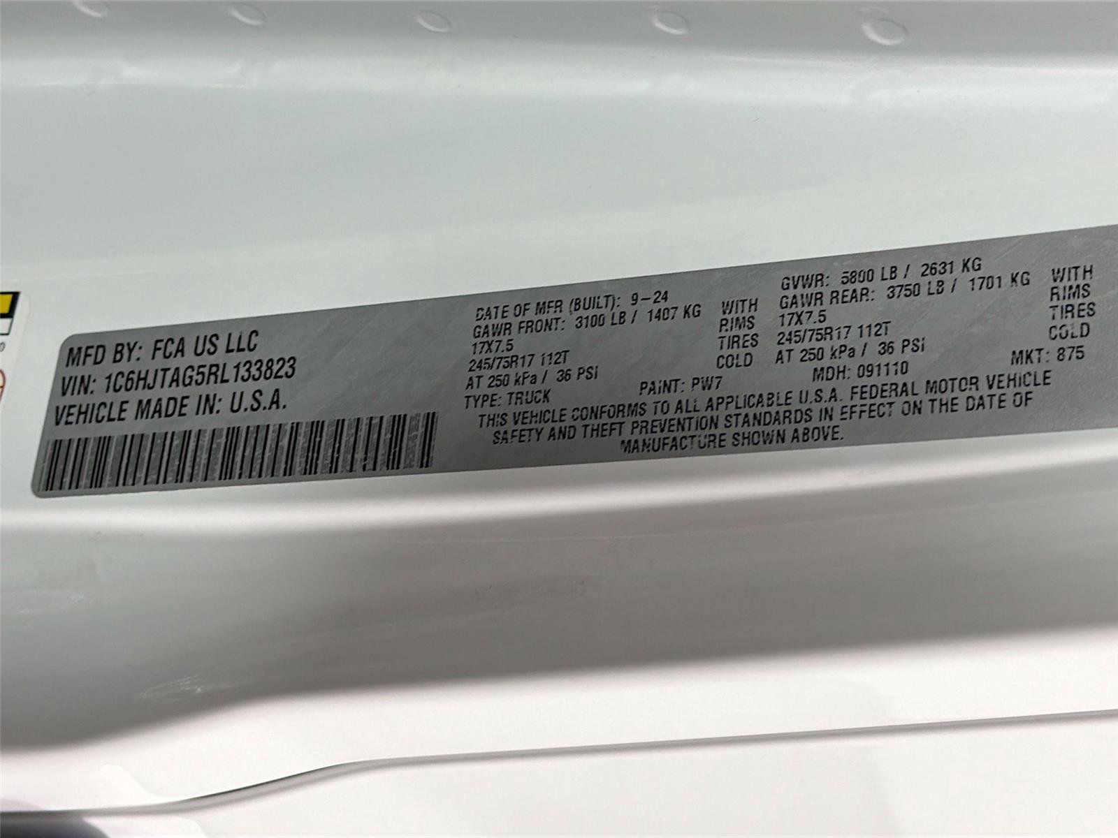 Used 2024 Jeep Gladiator Sport AWD/4WD image 30