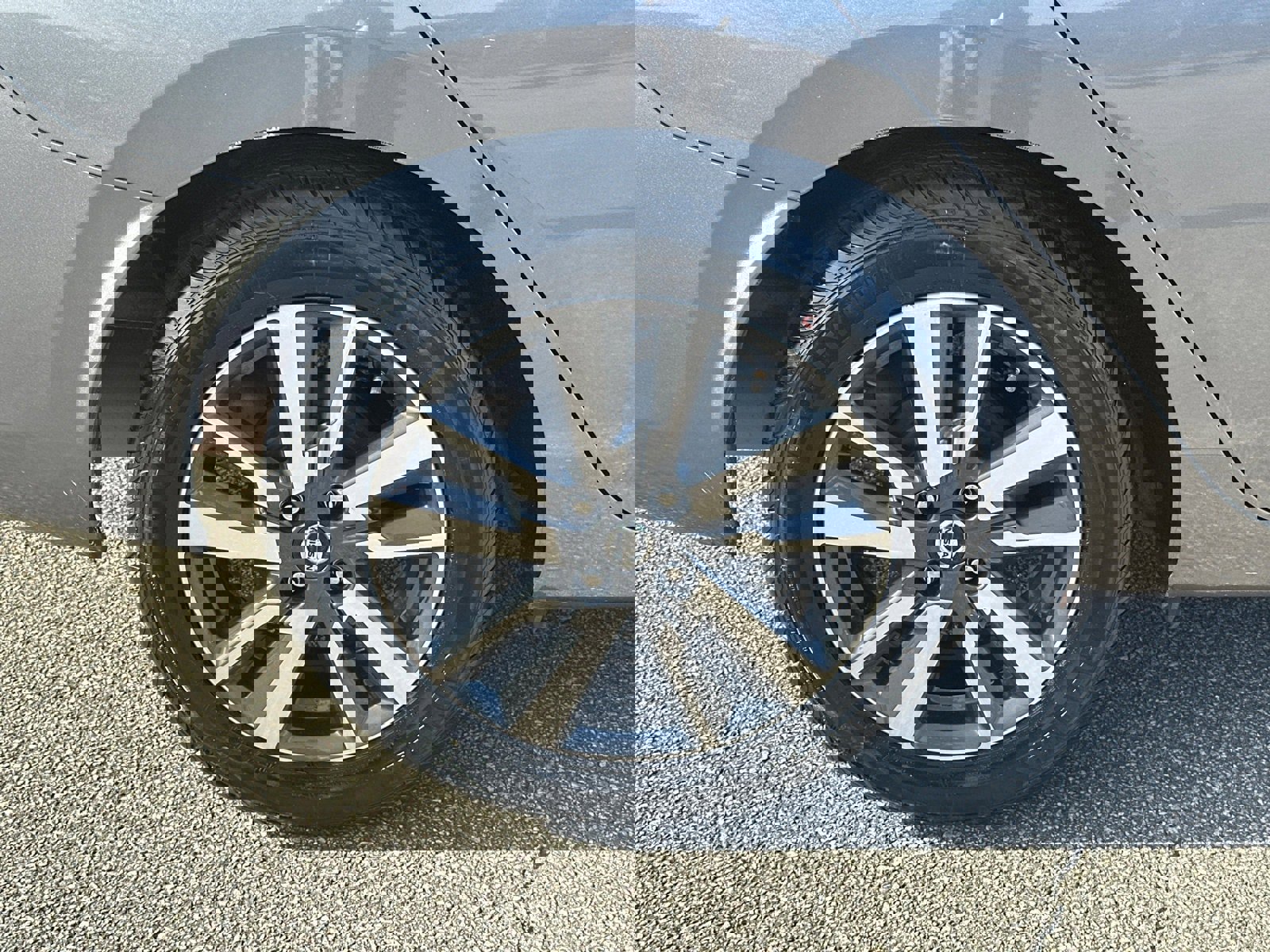 Used 2021 Nissan Versa SV image 16