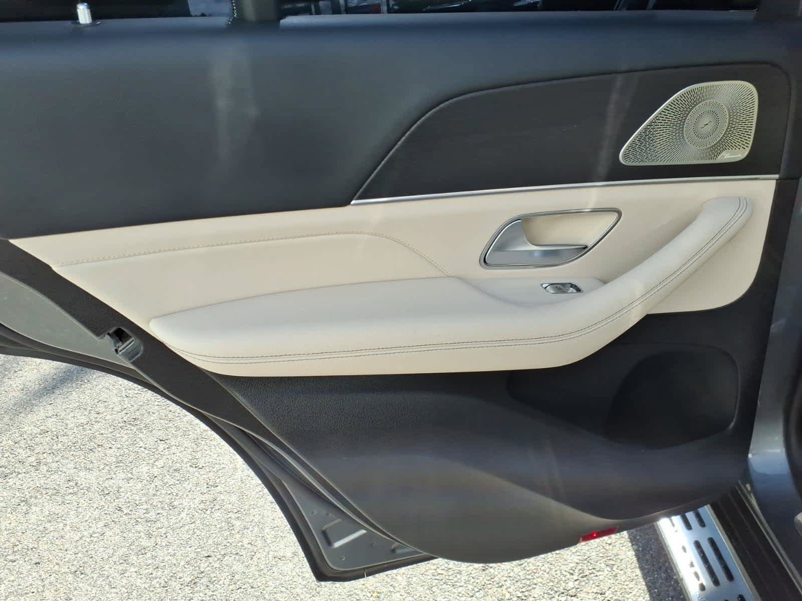 Used 2023 Mercedes-Benz GLE 350 4MATIC image 12
