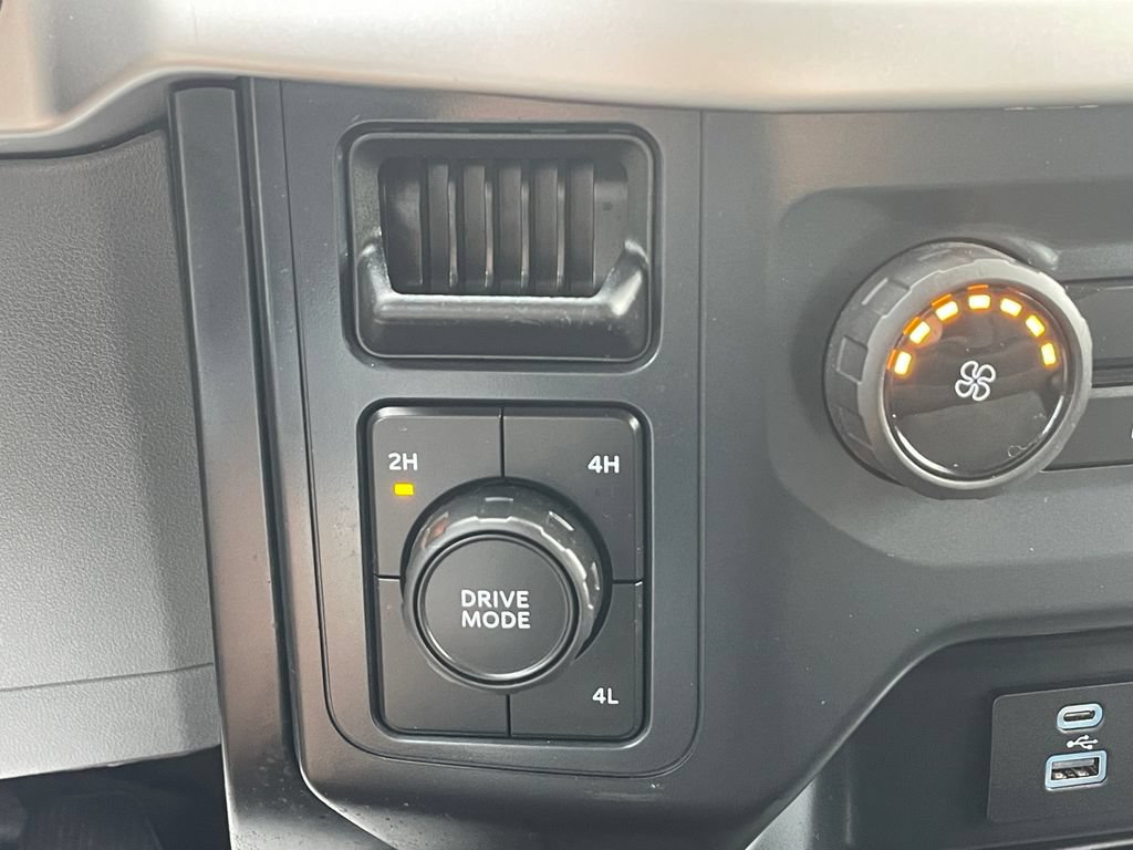 Used 2022 Ford F150 XL w/ Equipment Group 101A High AWD/4WD image 32