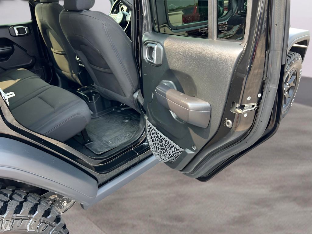 Used 2020 Jeep Wrangler Unlimited Willys image 19