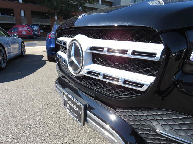 Used 2023 Mercedes-Benz GLS 450 4MATIC image 26