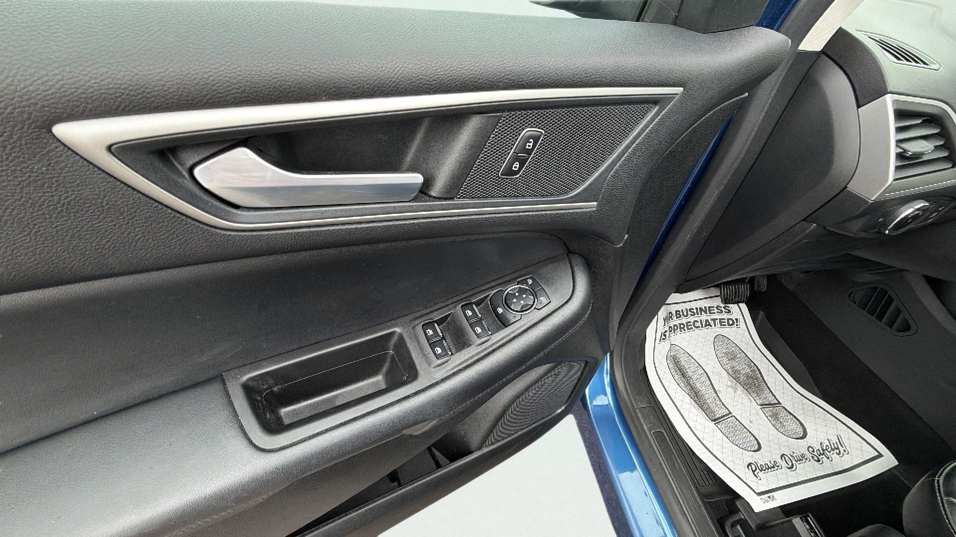 Certified 2023 Ford Edge SEL w/ Convenience Package image 18
