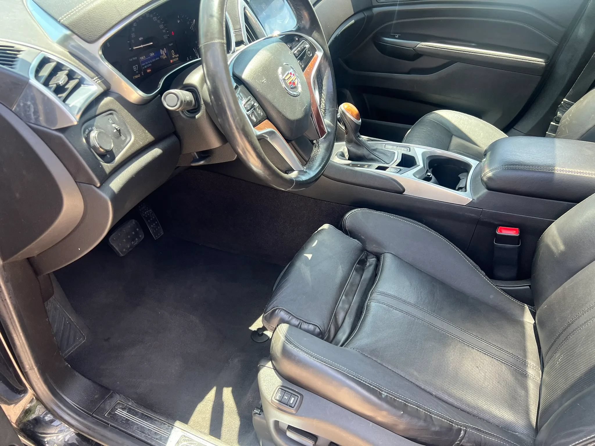 Used 2014 Cadillac SRX Luxury AWD/4WD image 10