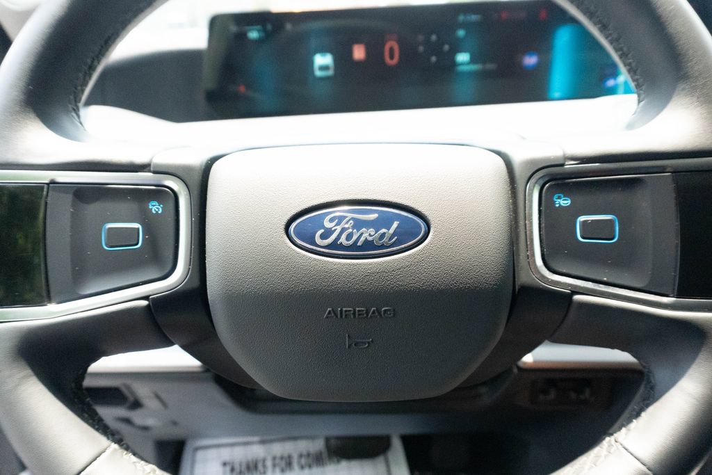 Used 2025 Ford Expedition Max Active RWD image 27