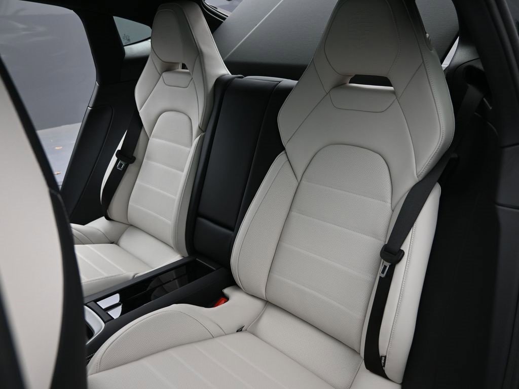 New 2025 Porsche Panamera image 25