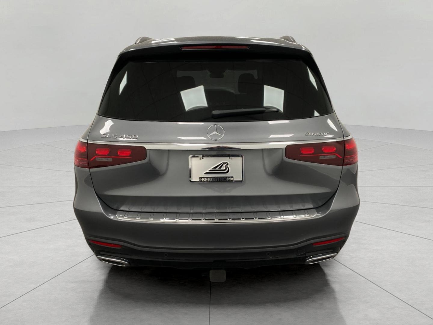 Certified 2025 Mercedes-Benz GLS 450 4MATIC image 5