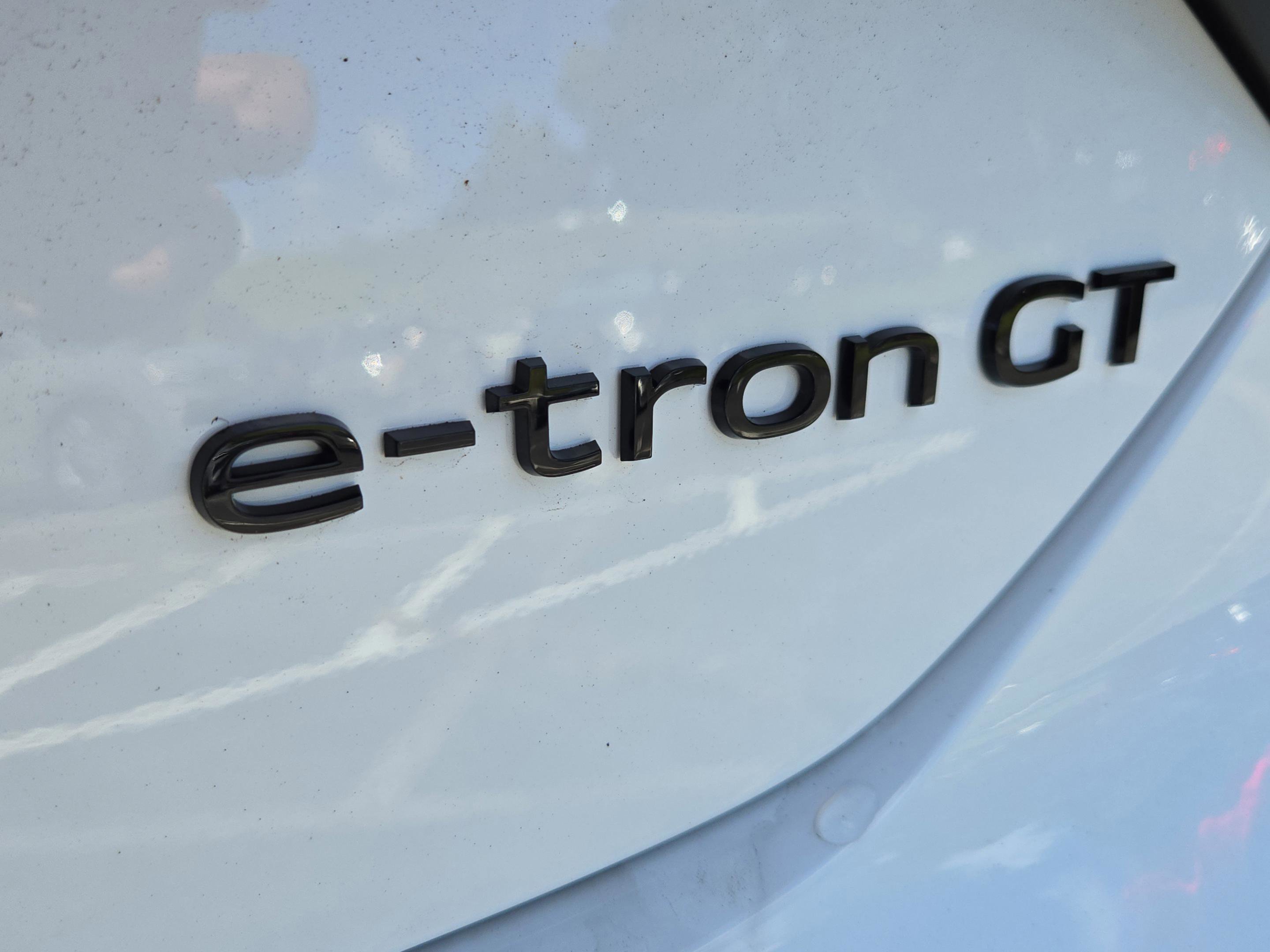 New 2025 Audi RS e-tron GT performance image 9