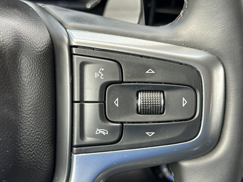 Used 2025 Chevrolet Silverado 1500 RST w/ Redline Edition AWD/4WD image 26