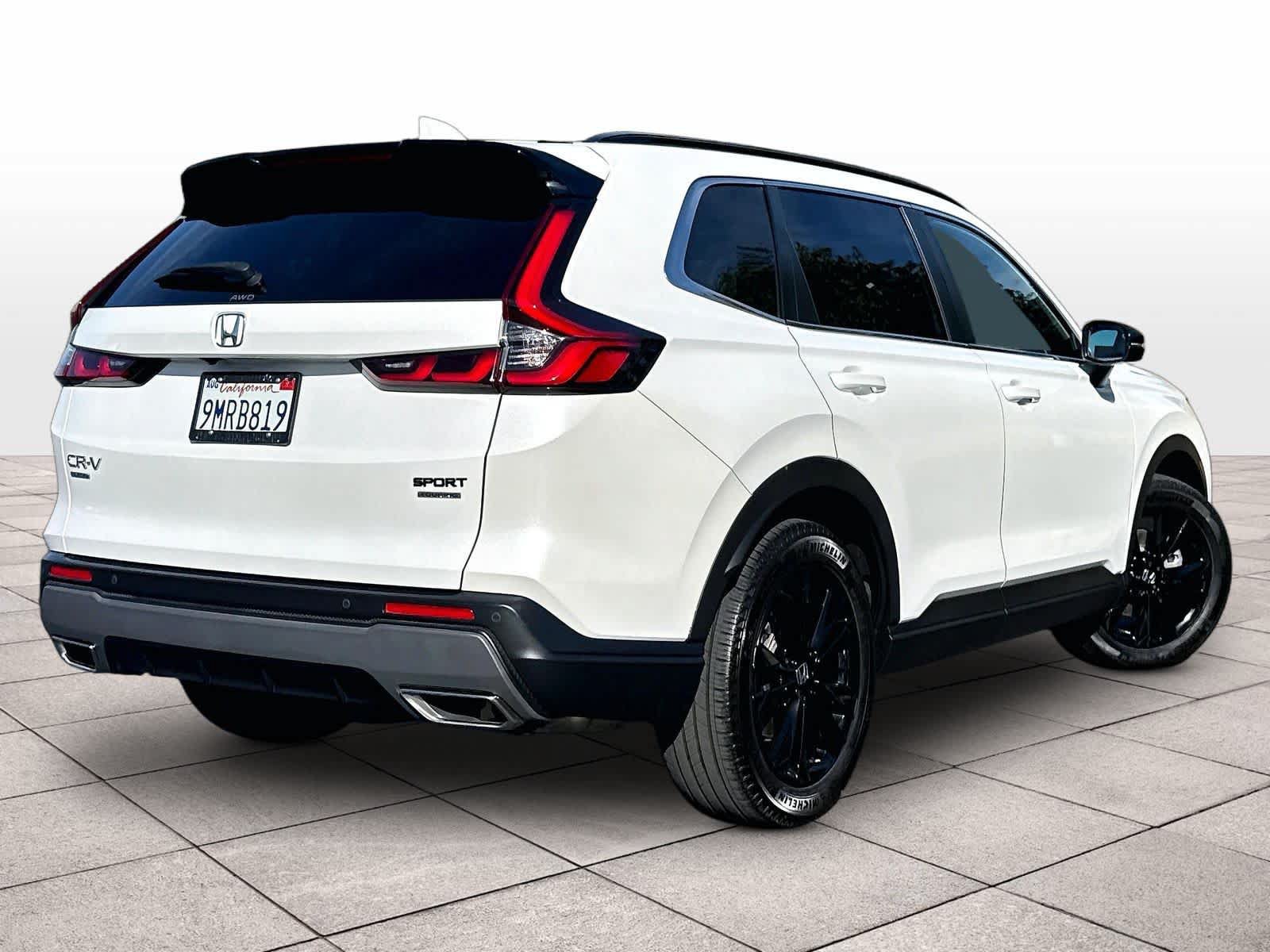 Used 2025 Honda CR-V Sport Touring image 17