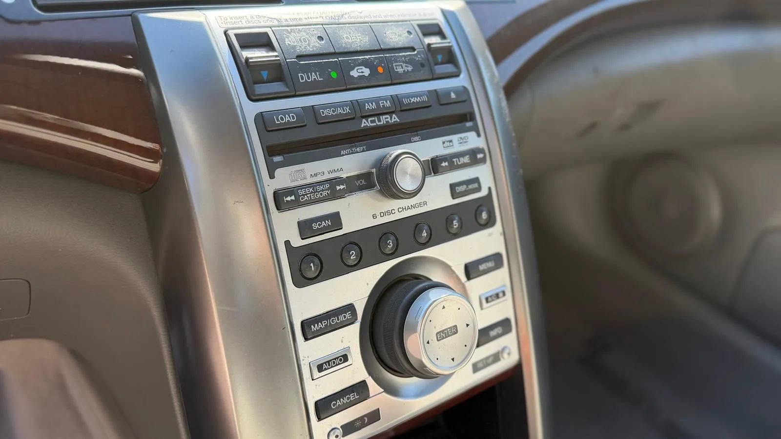 Used 2008 Acura RL image 22