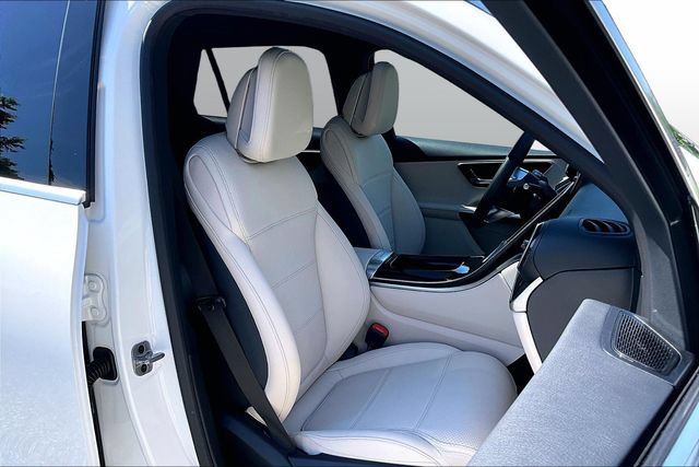 Certified 2026 Mercedes-Benz GLC 300 4MATIC image 32