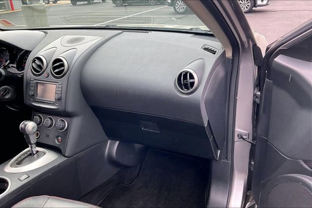 Used 2012 Nissan Rogue SL image 16