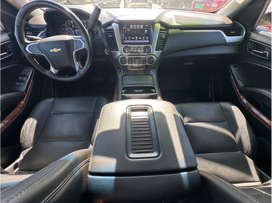Used 2018 Chevrolet Tahoe Premier AWD/4WD image 16