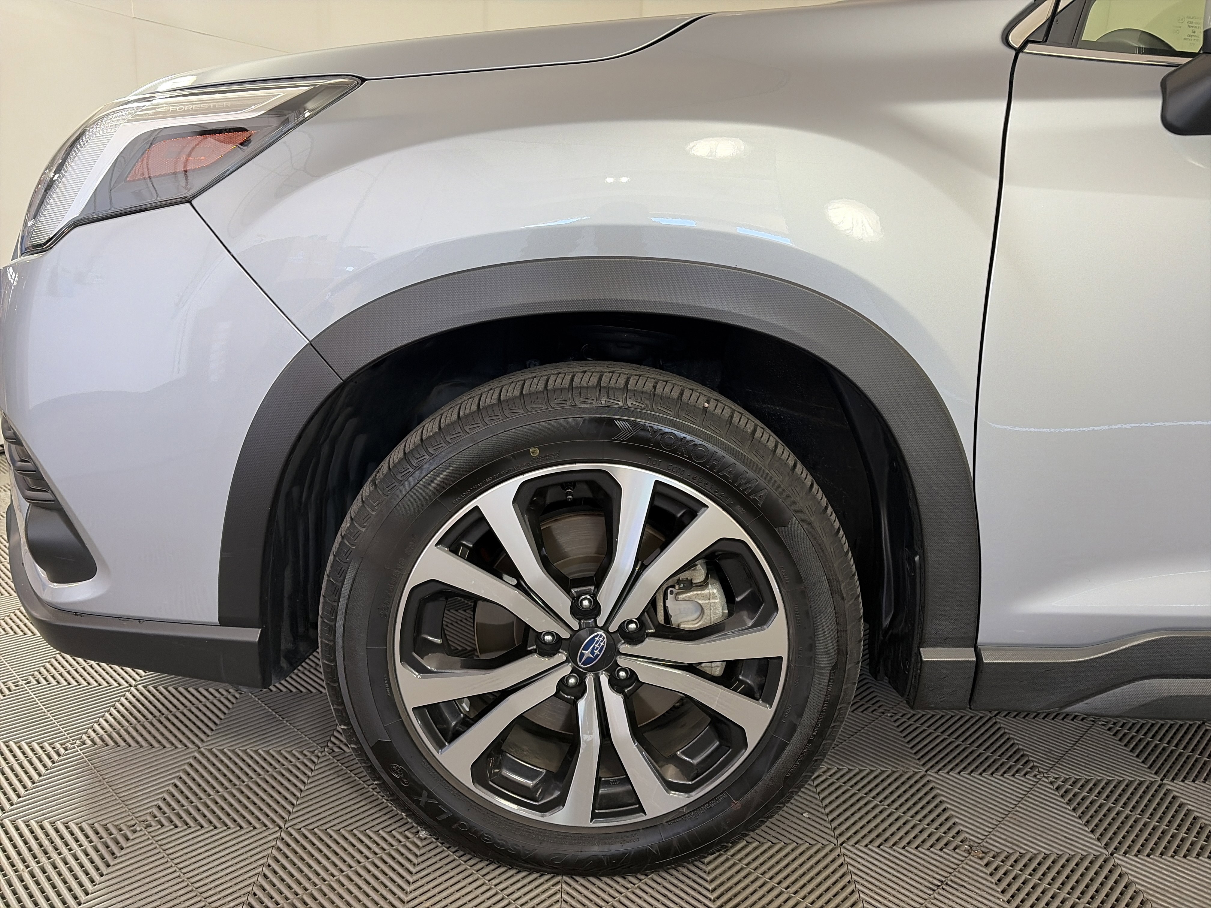 Used 2023 Subaru Forester Limited image 20