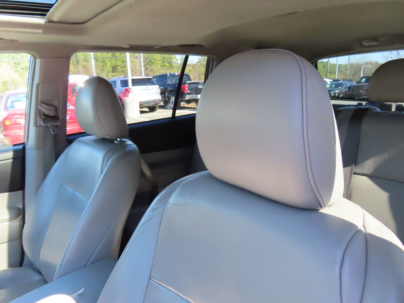 Used 2013 Toyota Highlander SE image 27