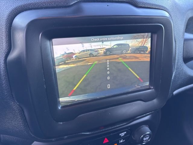 Used 2018 Jeep Renegade Altitude w/ Advanced Technology Group image 23