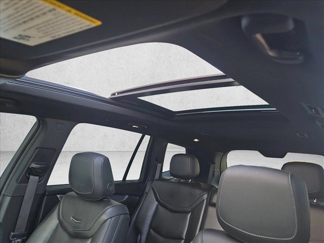Used 2025 Cadillac XT6 Luxury FWD image 20