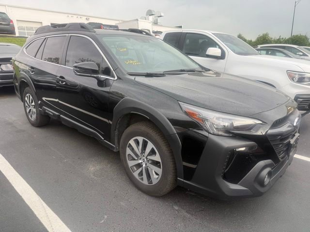 Used 2024 Subaru Outback Premium AWD/4WD image 1