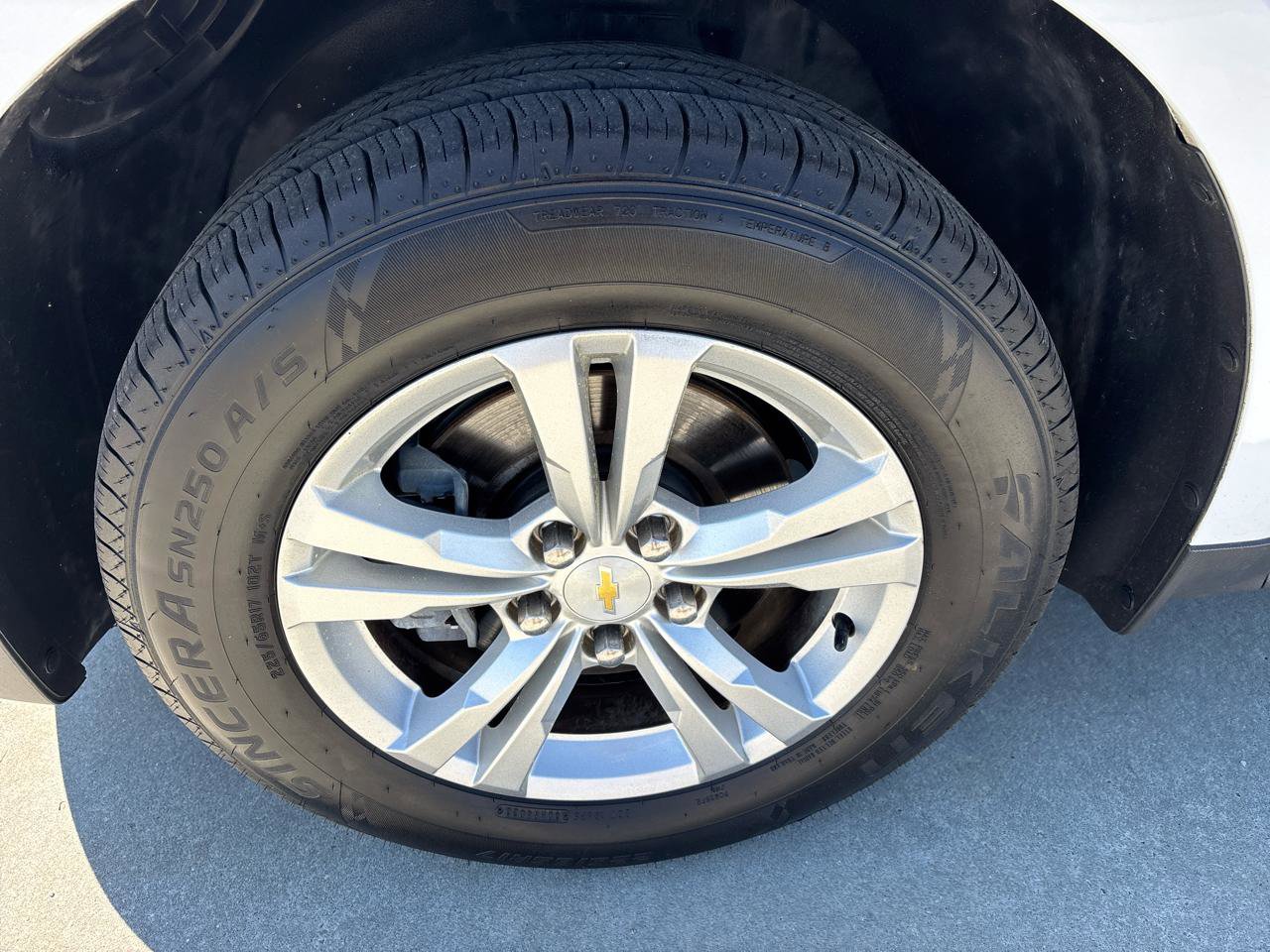 Used 2013 Chevrolet Equinox LTZ image 11