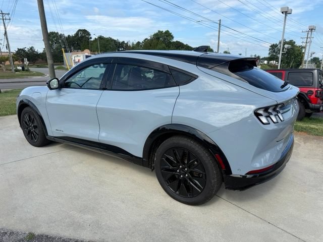 Used 2024 Ford Mustang Mach-E Premium AWD/4WD image 9