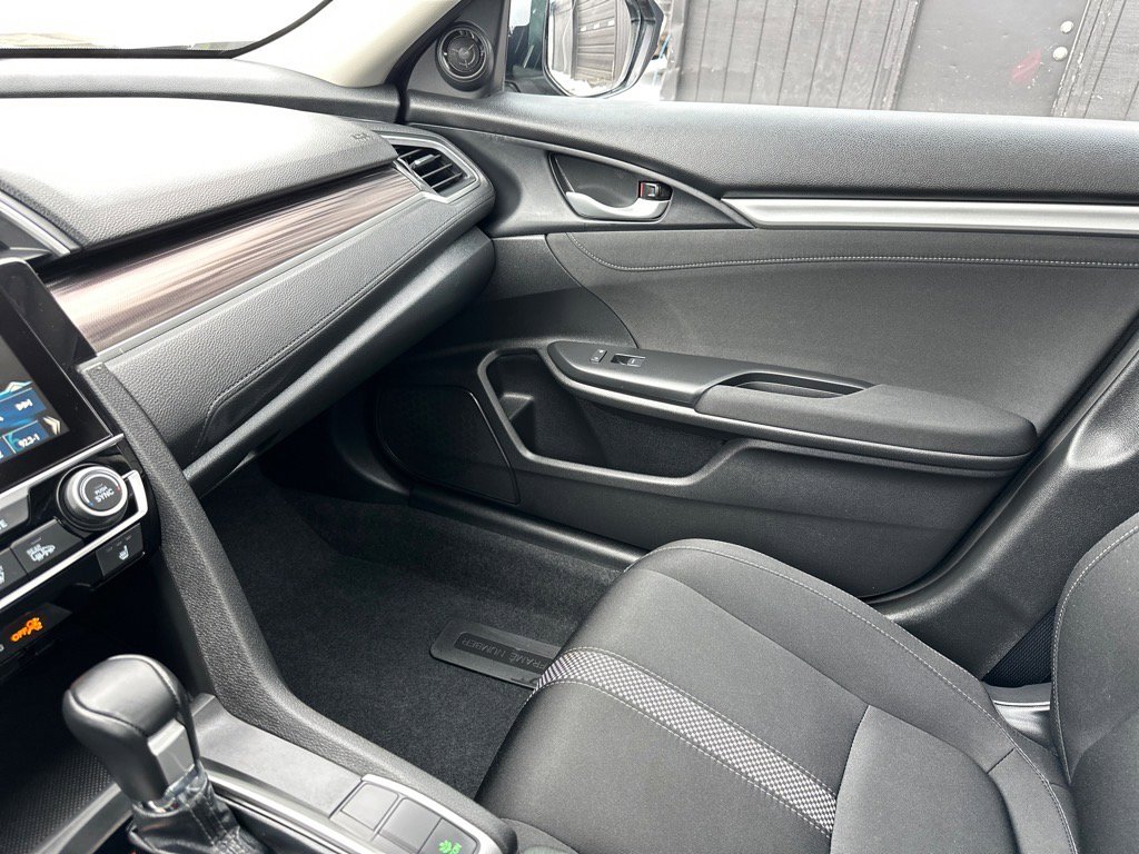 Used 2020 Honda Civic EX image 32