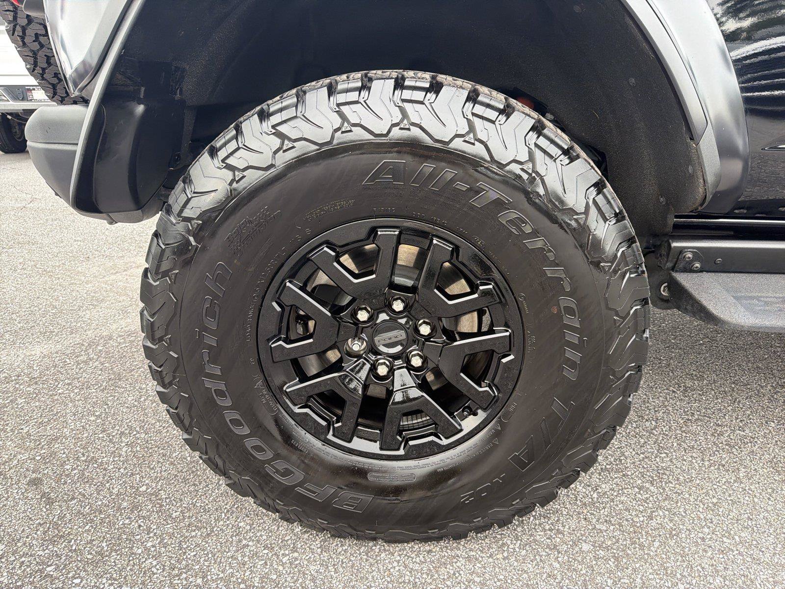Used 2025 Ford Bronco Raptor AWD/4WD image 16