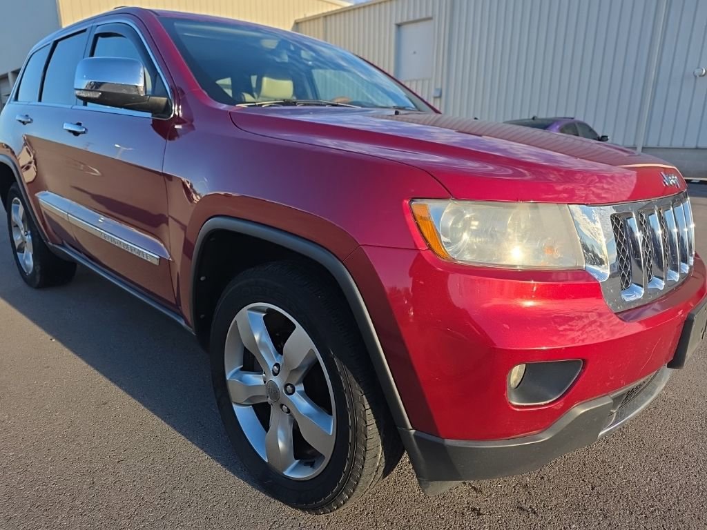 Used 2012 Jeep Grand Cherokee Overland image 3